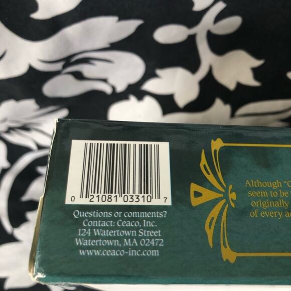 Thomas Kinkade New Olde Porterfield Tea Room 1000 Piece 27 x 20 Puzzle Sealed. - Picture 4 of 8